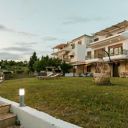 Pine In The Sea Nikiti-Sithonia Apartment Exterior photo