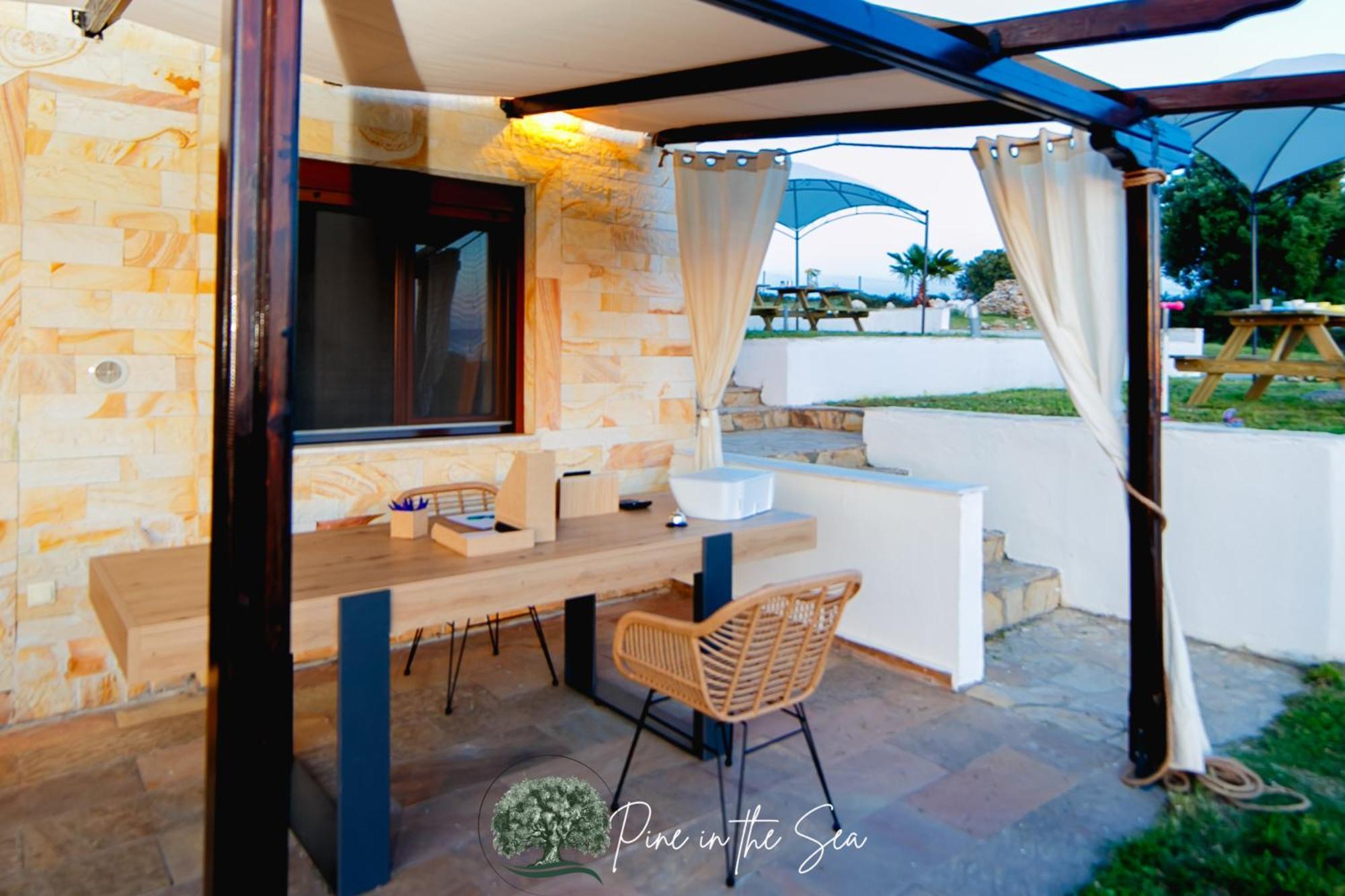 Pine In The Sea Nikiti-Sithonia Apartment Exterior photo