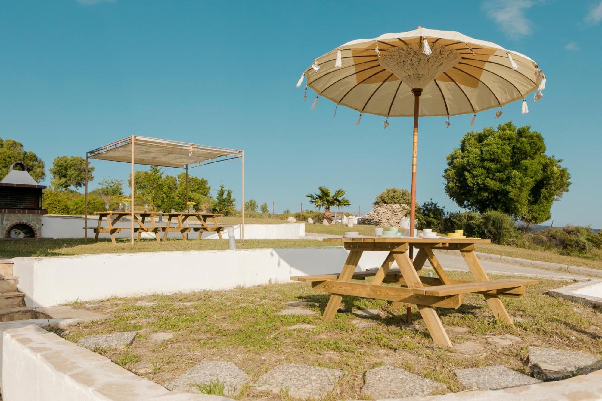 Pine In The Sea Nikiti-Sithonia Apartment Exterior photo
