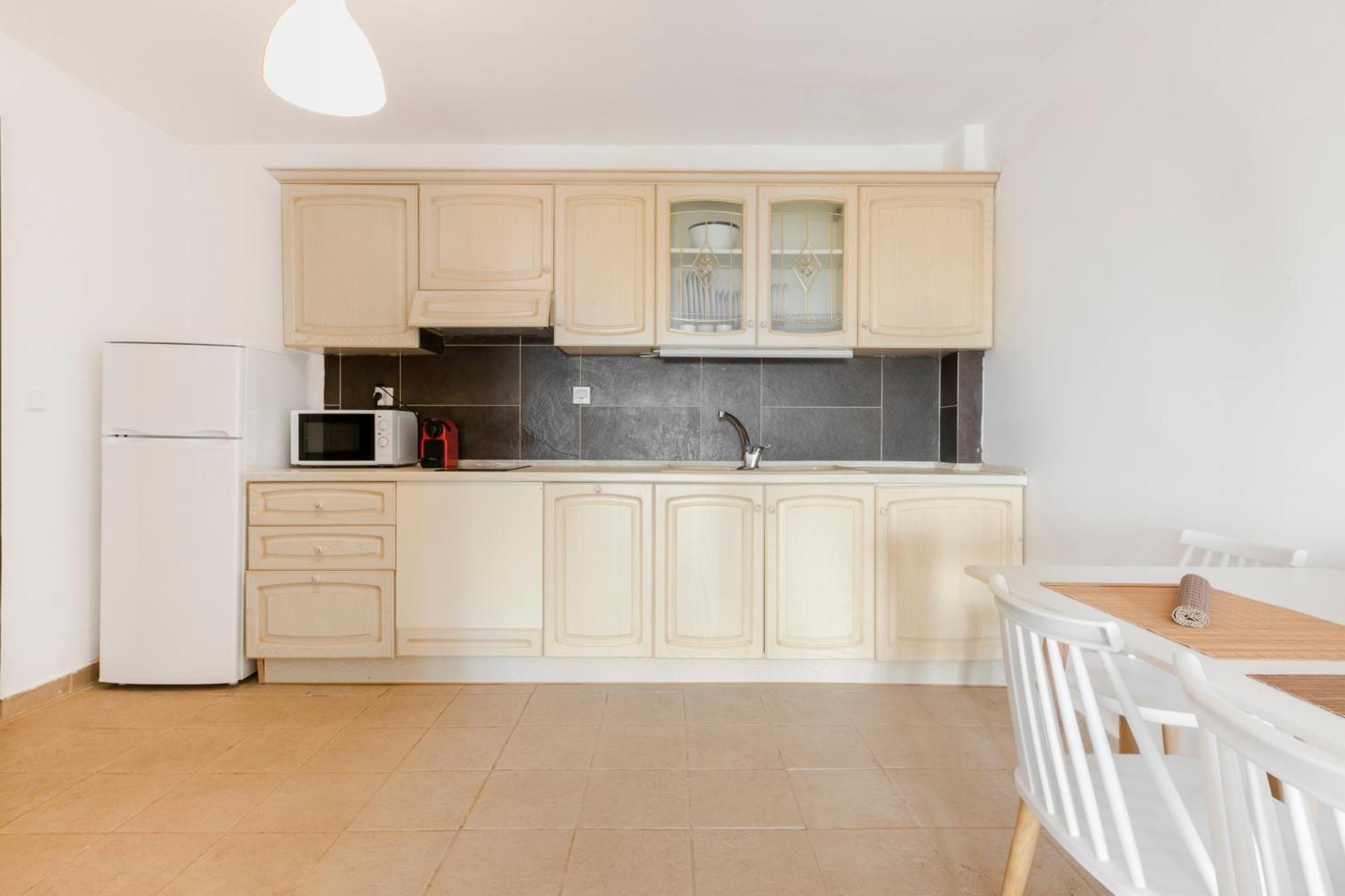 Pine In The Sea Nikiti-Sithonia Apartment Exterior photo